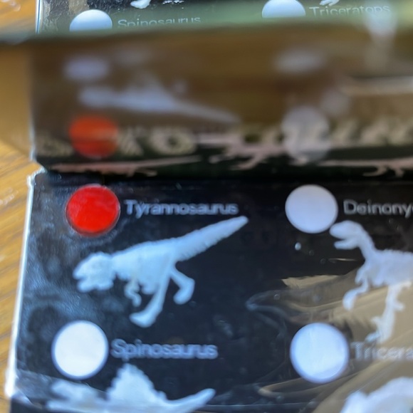 IKEA Soft Plush Stegosaurus Dinosaur 20" & 2 Dinosaur Skeleton Excavation Kits - Picture 10 of 11